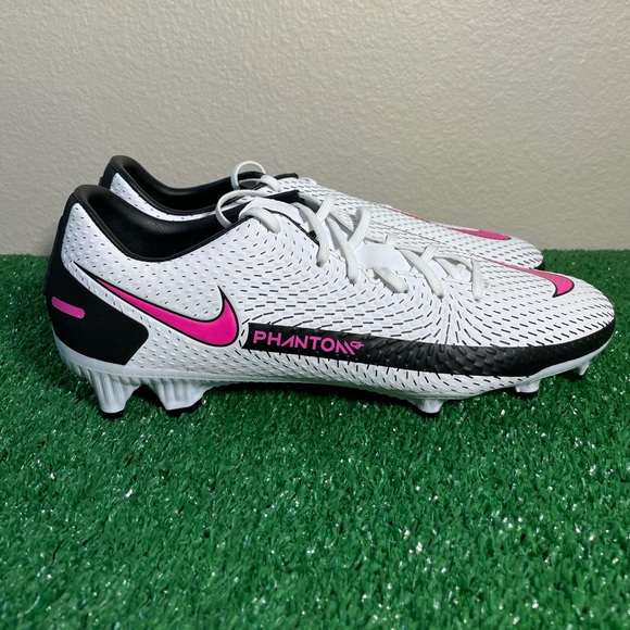 newest nike soccer cleats